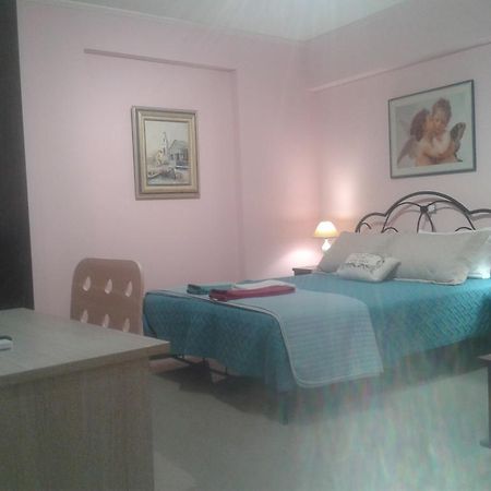 Super 36sqm Junior Suite in luxurious picturesque area Pireu Exterior foto