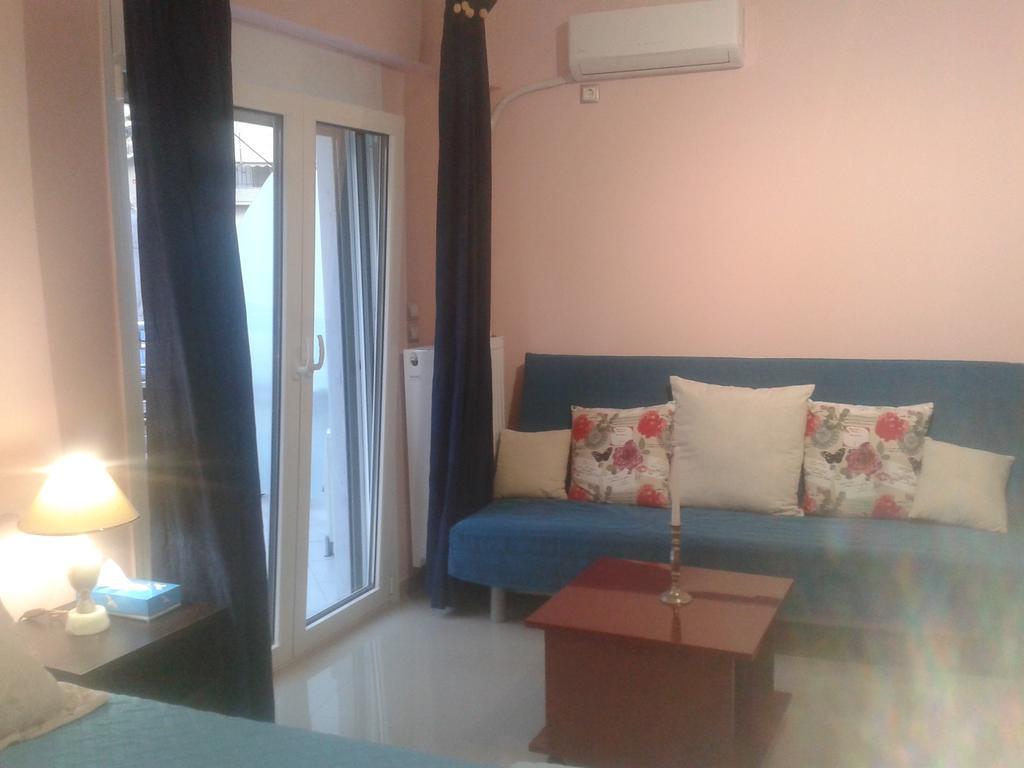 Super 36sqm Junior Suite in luxurious picturesque area Pireu Exterior foto