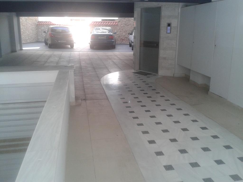 Super 36sqm Junior Suite in luxurious picturesque area Pireu Exterior foto