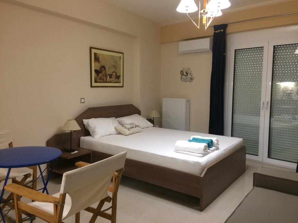 Super 36sqm Junior Suite in luxurious picturesque area Pireu Exterior foto